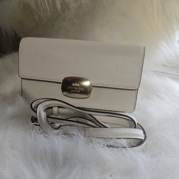 NWT Coach Eliza Cream Leather Crossbody Bag - Picture 3 of 14